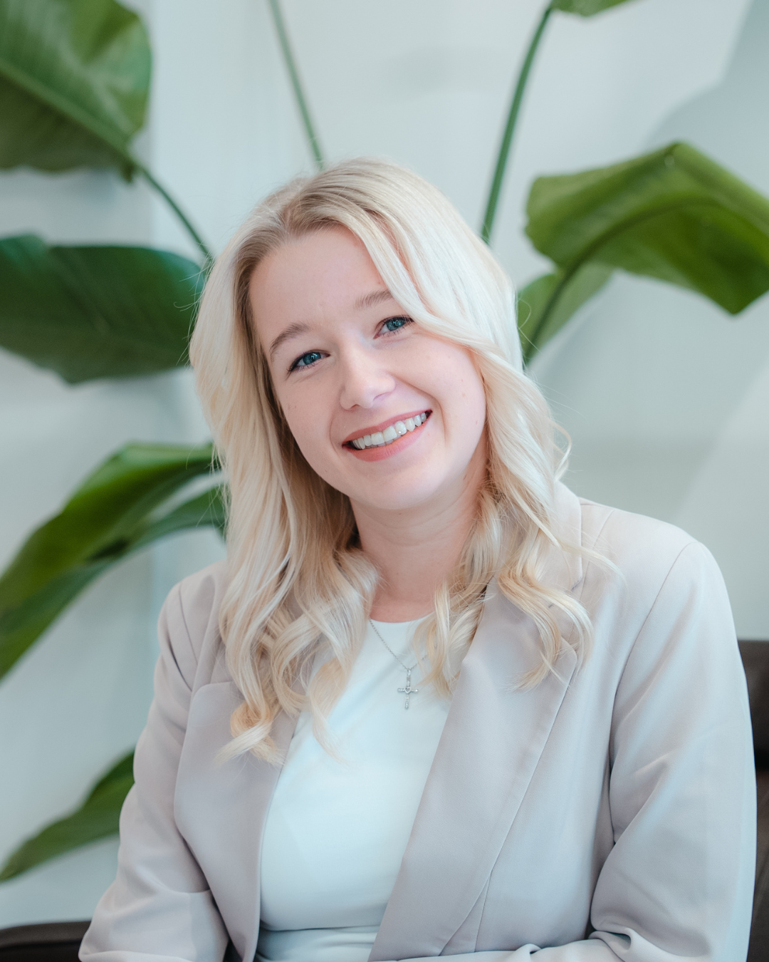 Heidi H. – Extensions Spezialistin & Barber